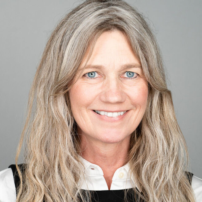 Portrait headshot: Roslyn Miller, Ph.D.